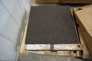 lot 101 image: (18 pcs.) Shaw 24 x 24 Carpet Tile by Ecoworx