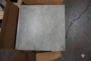 lot 184 image: (1 Box) 12 x 12 Cenere Fog Ceramic Tile by Dal-Tile