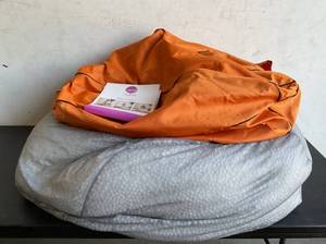 lot 208 image: Posh Beanbags X-Large 4 inch Sports Basketball Bean Bag Chair