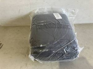 lot 122 image: URBANLIFE Pinch Pleat King Size Gray Comforter Duvet and 90 x 90 inch Goose Down Insert