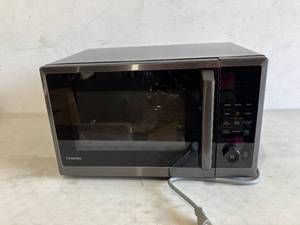 lot 134 image: TOSHIBA 1 cu ft. 8-in-1 Black Stainless Steel Countertop Microwave with Air Fryer Microwave Combo