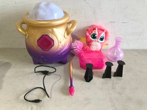 lot 161 image: Magic Mixies Magical Misting Cauldron with Interactive 8 inch Pink Plush Toy