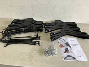 lot 164 image: DEDU Pack of 15 Black Plastic Extra Wide Suit Hangers