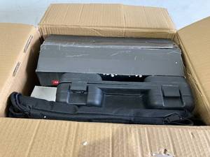 lot 171 image: Orion Motor Tech AC Gauges and Vacuum Pump with Leak Detector Kit