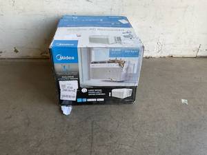lot 33 image: Midea 8,000 BTU Wi-Fi U-Shaped Inverter Window Air Conditioner
