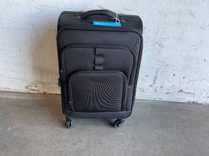 lot 54 image: BAGSMART Expandable Carry-on Suitcase