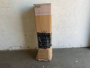 lot 66 image: ZINUS 13 Inch Pressure Relief Euro Top Pocket Spring Hybrid Mattress Bed-in-a-Box