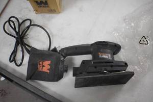 Finishing sander