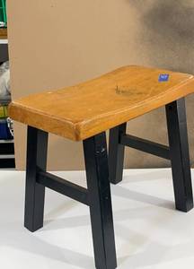 lot 15 image: Wood Small Stool 14 Tall