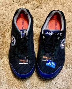 lot 64 image: New Apollo Black Sz 9 Go Walk Shoes