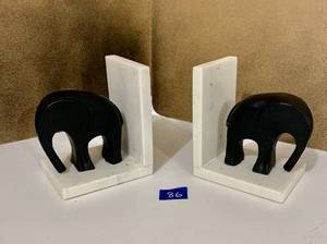 lot 86 image: White Granite Elephant Book Ends