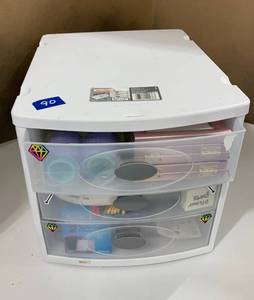lot 90 image: 3 Drawer Sterilite 8.5 x 11 w contents