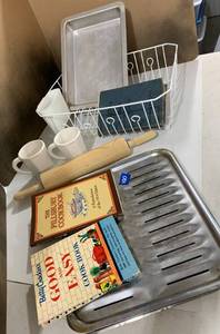 lot 100 image: Kitchen MIX Rolling Pin, Cook books