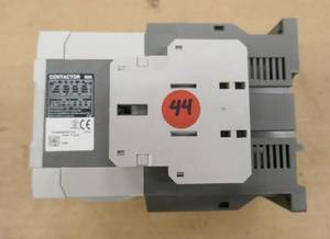 lot 44 image: 65Amp 240V contactor