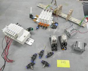 lot 141 image: Lot of misc industrial automation items, SMC valve blocks, connectors, relays, etc