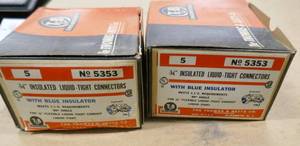 lot 159 image: Nine 34 inch liquid tight Thomas Betts connectors