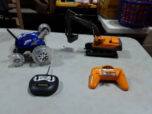 RC Volvo Excavator & Thunder Tumbler