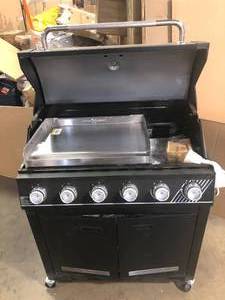 lot 5 image: Dyna-Glo 6-Burner Natural Gas Grill in Matte Black with TriVantage Multi-Functional Cooking System  Customer Returns See Pictures
