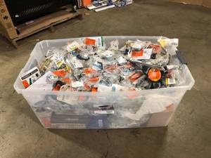 lot 30 image: Lot of Assorted Hardware Items Various Models and Conditions Customer Returns See Pictures