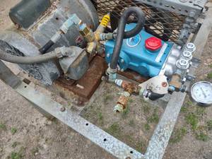 lot 14 image: Auto Wash Pressure Washer, 3 hp, 22...