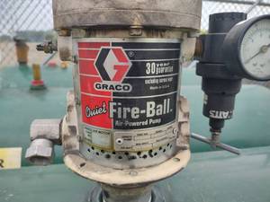 lot 26 image: Steel Oil Tank, 250 Gallon with Gra...