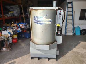 lot 11 image: Better Engineering G-2000 Parts Was...