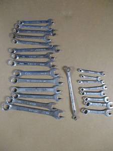 lot 7 image: Wrenches