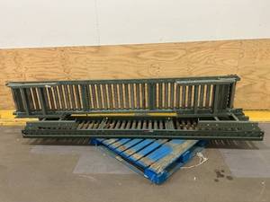 lot 44 image: Set of 2 Rollers