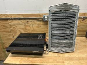 lot 98 image: Lot of 2 Heaters