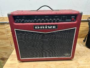 lot 103 image: DRIVE G120 Guitar Amp
