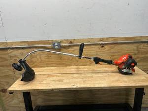 lot 17 image: ECHO 21.2 cc Gas 2-Stroke Curved Shaft String Trimmer with Rapid-Loader Trimmer Head