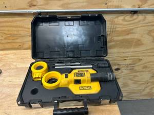 lot 109 image: DEWALT DWH050K Large Hammer Drilling Dust Extraction System , Yellow