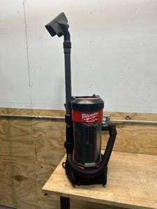 lot 20 image: MILWAUKEE M18 FUEL 18-Volt Lithium-Ion Brushless 1 Gal. Cordless 3-in-1 Backpack Vacuum (Vacuum-Only)