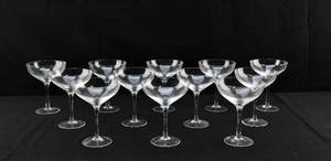 lot 210 image: Set of 12 Cocktail Glasses
