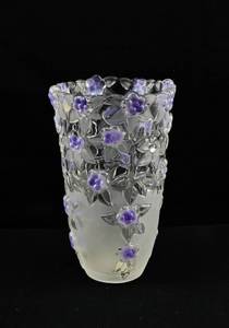 lot 245 image: Lavender Fields Vase by Mikasa