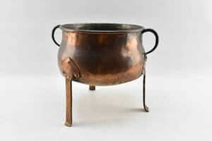 lot 56 image: Antique Copper Cauldron