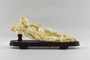 lot 88 image: Faux-Ivory Chinese Sculpture