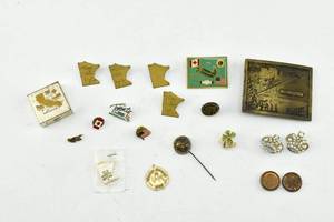 lot 282 image: Group of Geographical Jewelry and Memorabilia