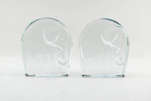 lot 147 image: Pair of Glass Elephant Bookends