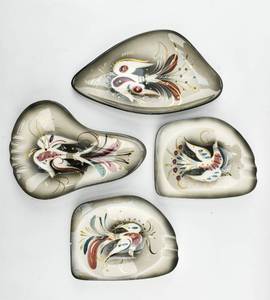 lot 118 image: Set of Four Ceramic Plates by Sascha Brastoff