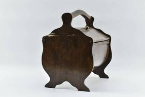 lot 437 image: Vintage Wooden Sewing Box