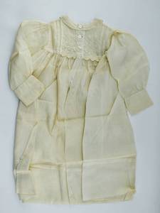 lot 413 image: Vintage Baby Dress