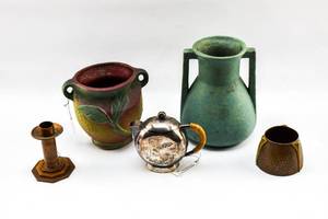 lot 338 image: Group of Five Vintage Art Deco Style Items