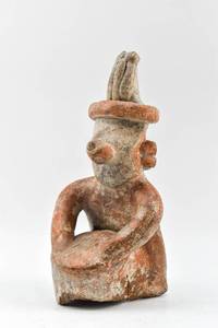 lot 401 image: Antique Colima Drummer Sculpture