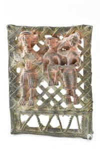 lot 394 image: Collection of Small Collectibles and Vintage Items