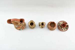 lot 342 image: Six Southwest Pueblo-Style Pottery