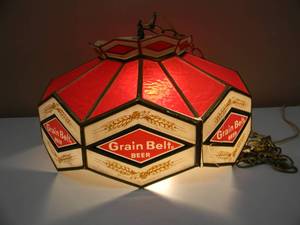 lot 22 image: VINTAGE GRAIN BELT BEER TIFFIANY STYLE HANGING LIGHT - NICE - WORKS - GREAT PIECE - APPROX 16 - SEE PICTURES