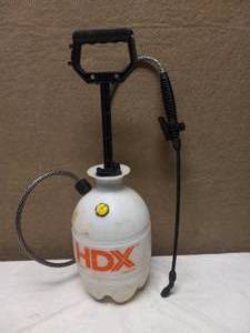 lot 3 image: HDX ECONOMY SPRAYER