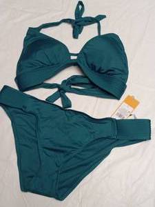 lot 34 image: 2 NEW WOMENS SWIMWEAR SIZE LARGE