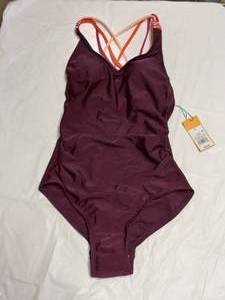 lot 37 image: 3 NEW WOMENS SWIMWEAR SIZE SMALL